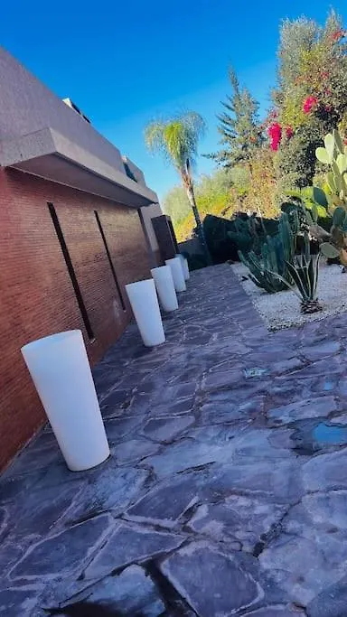 Villa 751, Villa D'Architecte, Cuisiniere, Piscine Chauffee Et Services Marrakesz 0*,